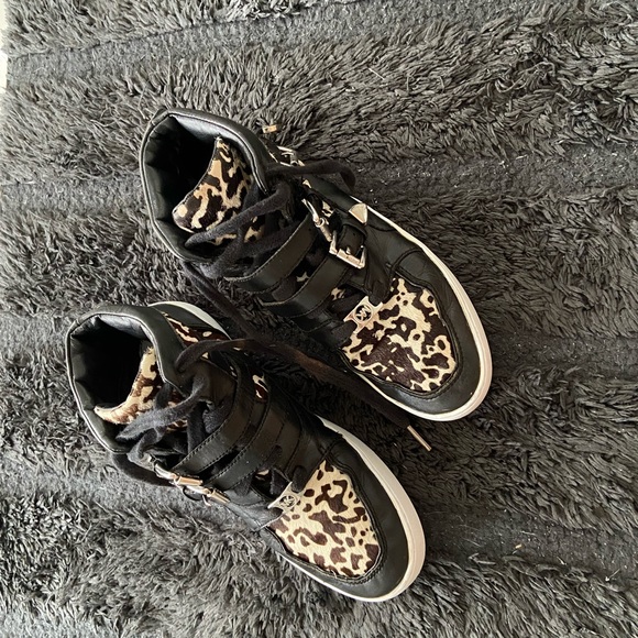 Michael Kors shoes for women size 7 - Picture 2 of 10